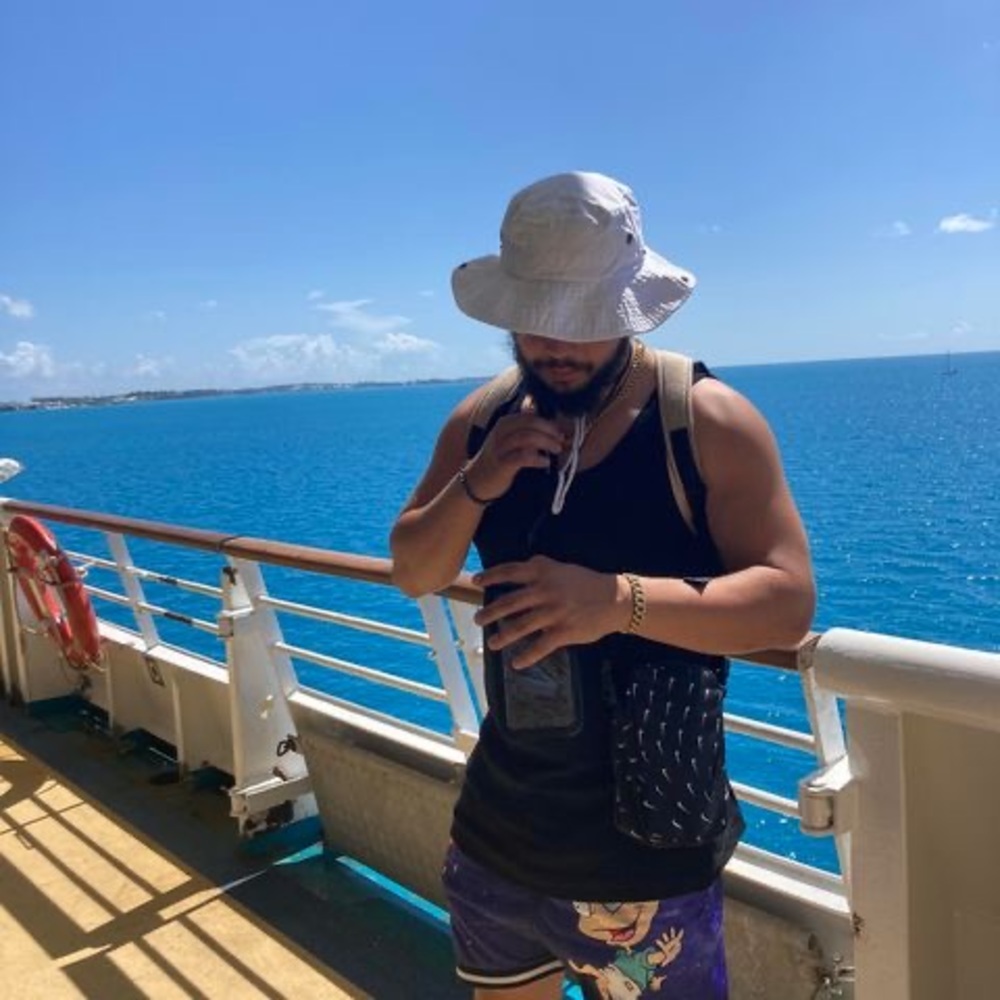 Meet your Posher, Michael